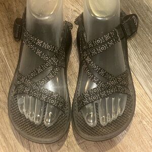 Chaco Kids Sz 3 Washable Vegan Sandals Black/ White